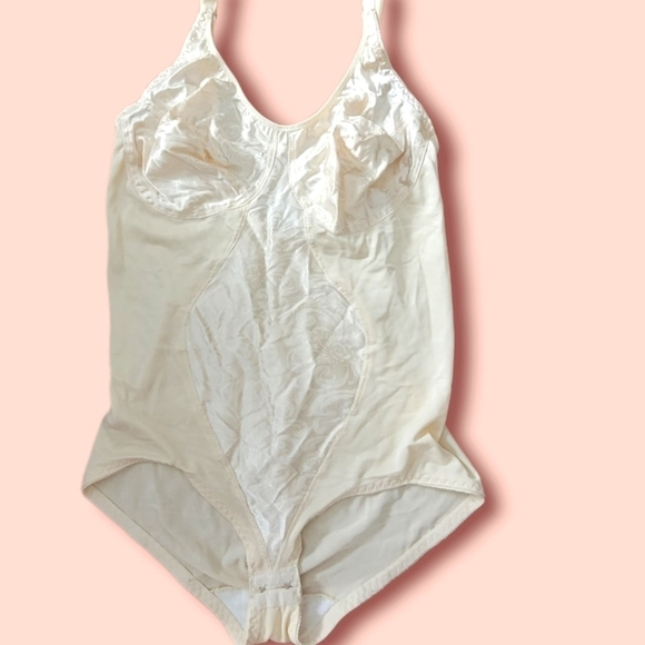 40C cupid nude shapewear bodysuit - Picture 1 of 3